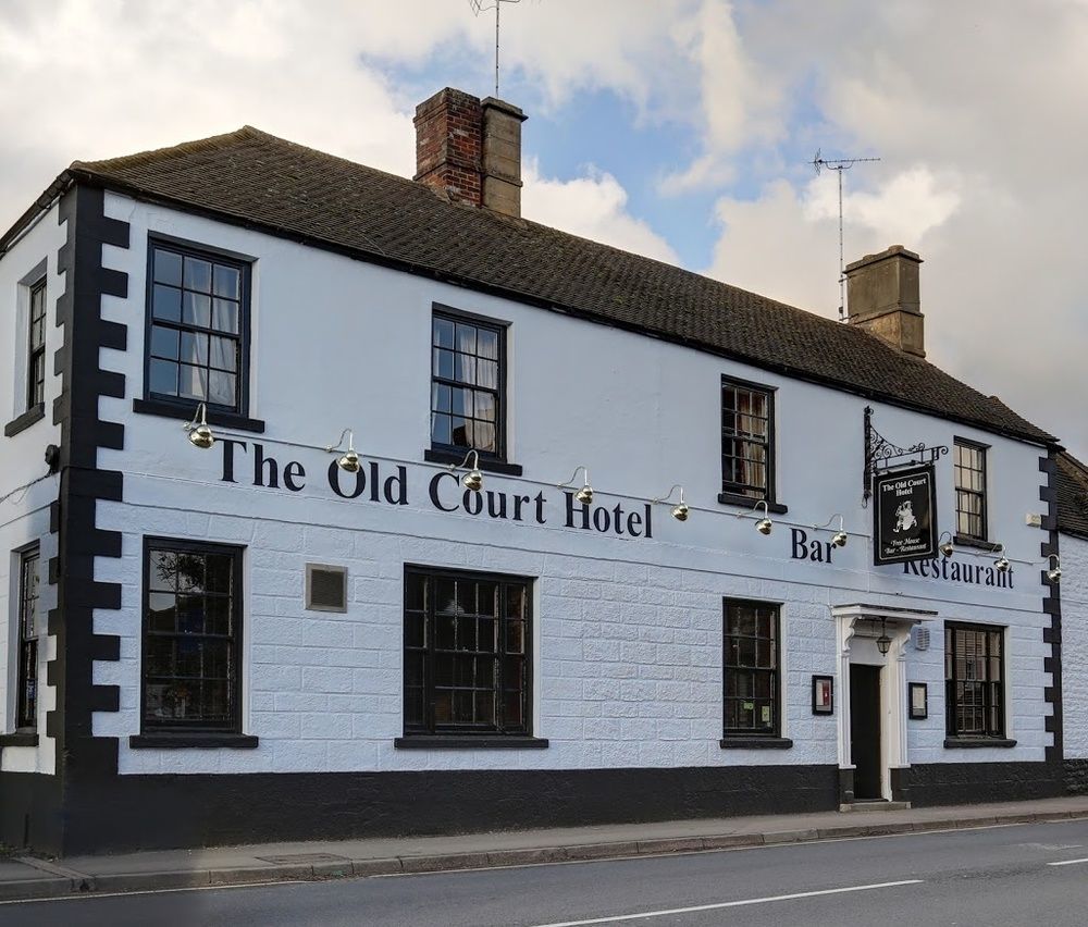 The Old Court Hotel Witney Exteriör bild